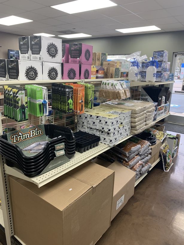 Trim Bins and Gardening Accessories at Growpher's Storefront