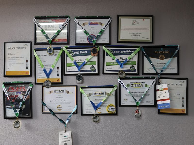 Certified auto glass repair technicians in San Bernardino, CA Certified auto glass repair technicians in San Bernardino, CA