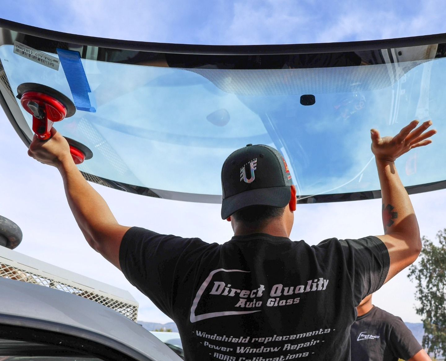 Windshield Replacement in Riverside, CA Windshield Replacement in Riverside, CA