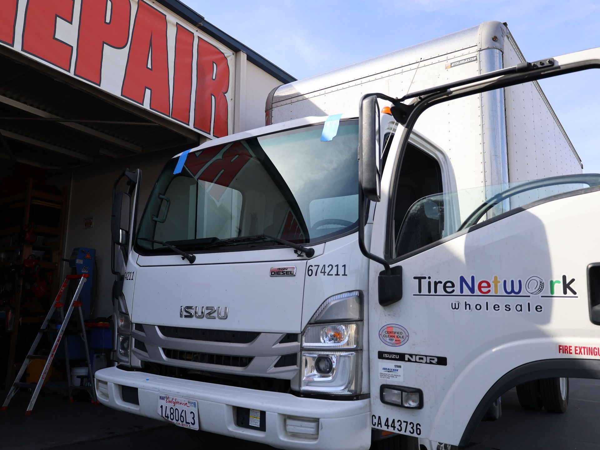 Fleet vehicle glass repair in San Bernardino, CA Fleet vehicle glass repair in San Bernardino, CA