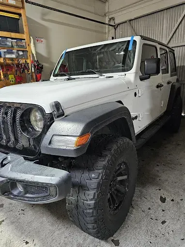Windshield replacement near San Bernardino, CA