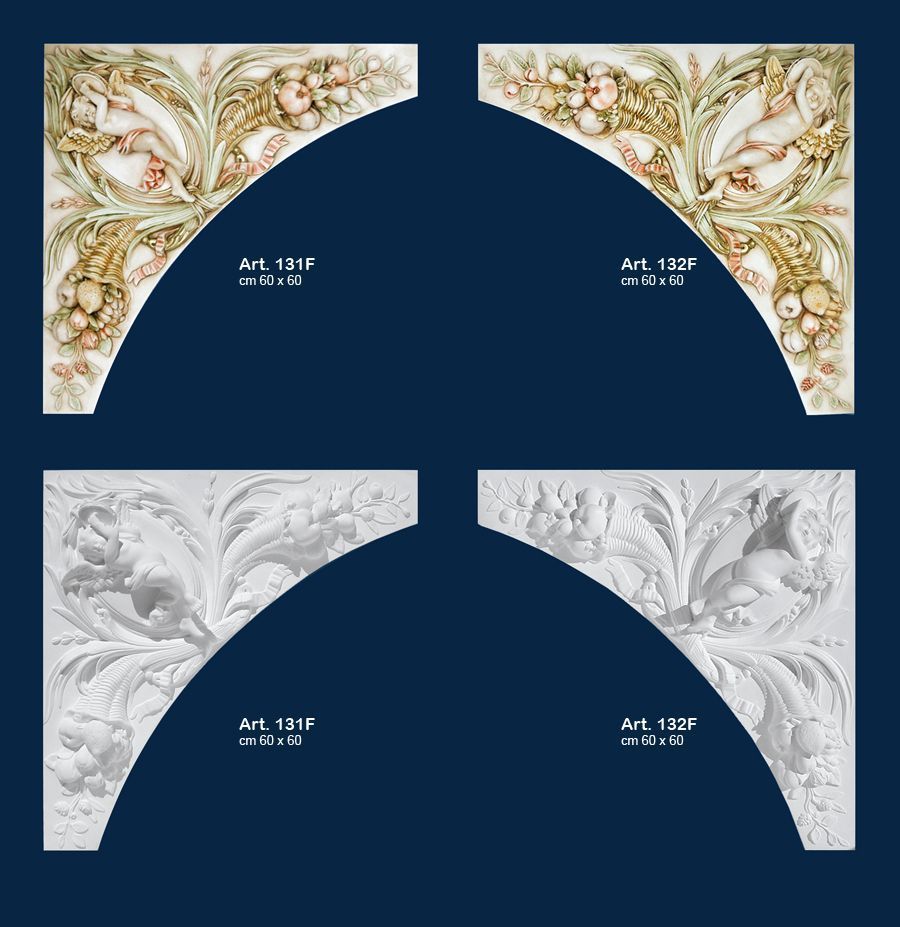 Quattro mensole angolari decorative a forma di fiore, due beige e due bianche, su sfondo blu scuro.