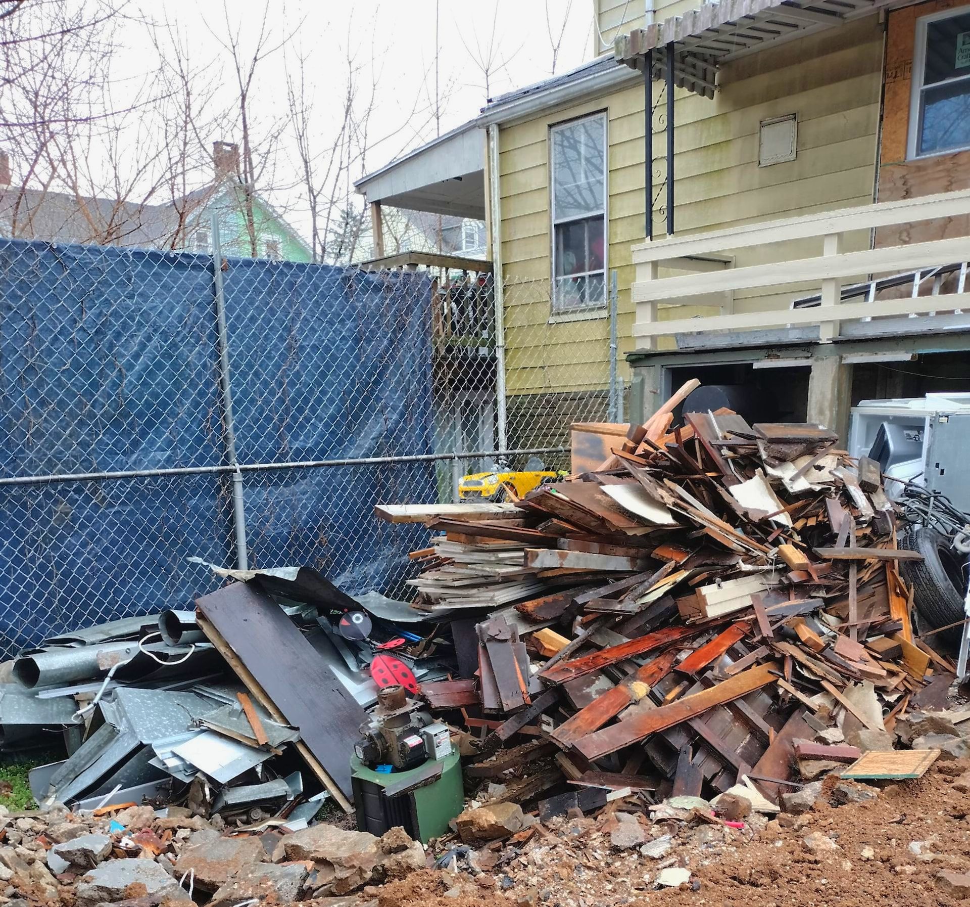 About TOTAL HAIULING Junk Removal