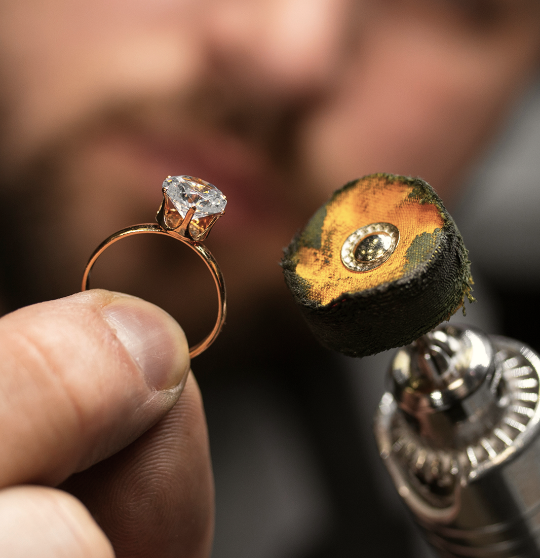 Jewelry Stores that benefit from Geofencing Marketing