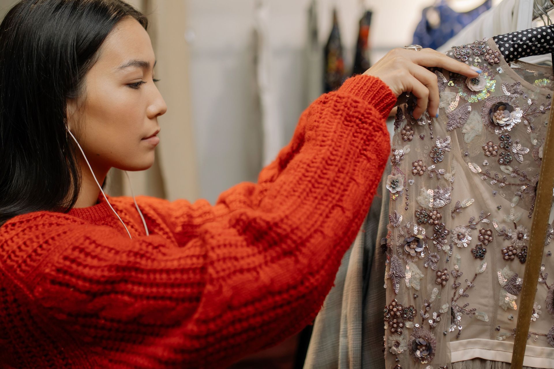 Upscale Clothing Retailers that benefit from Geofencing Marketing