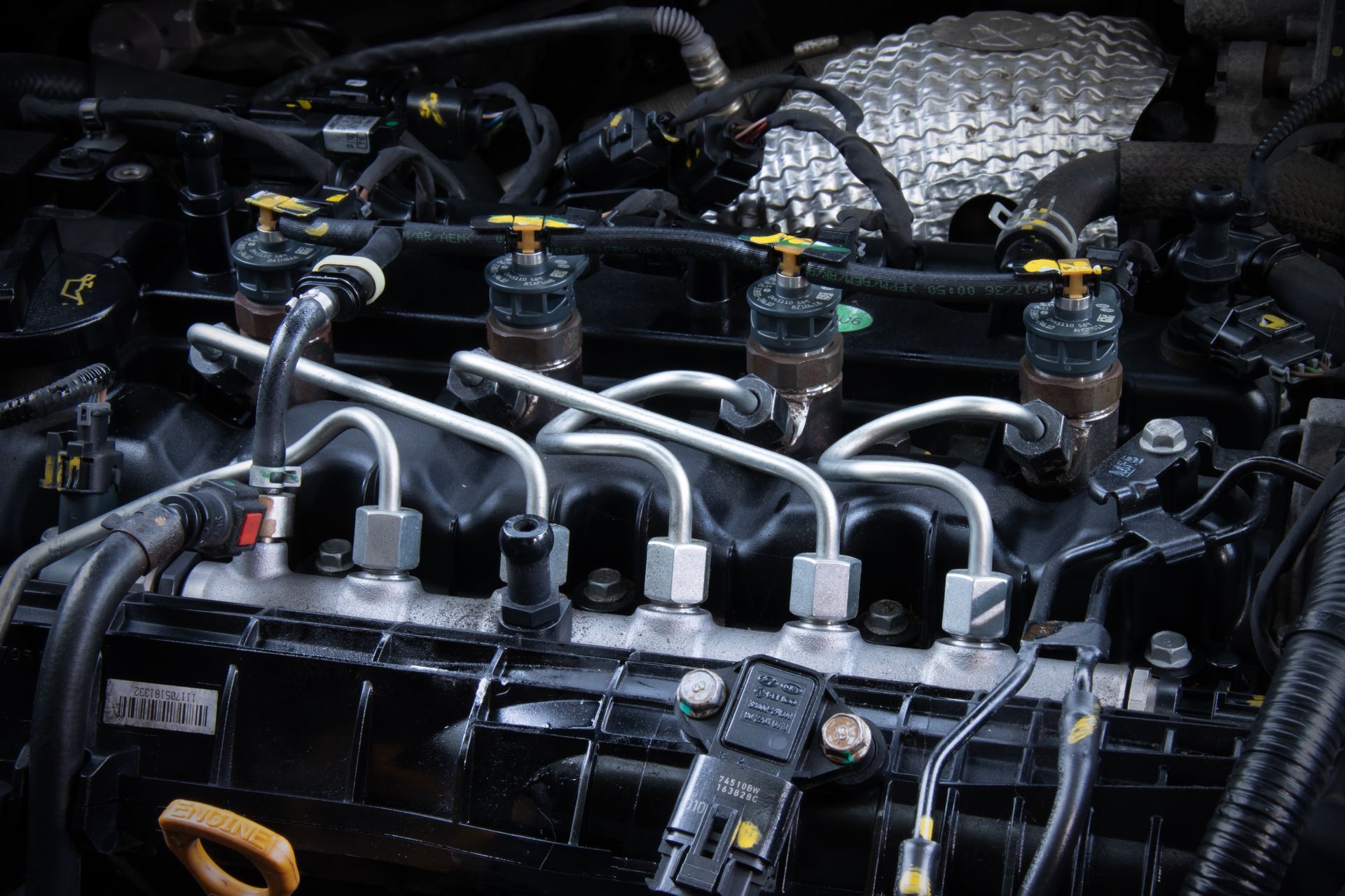6 Warning Signs Your Diesel Fuel Injectors Are Getting Clogged | Key Diesel and Auto Service