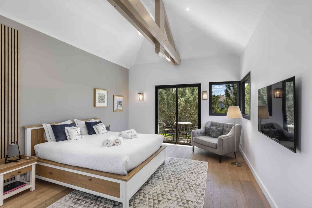 Master bedroom at Rivages Bay — luxury, comfort and privacy