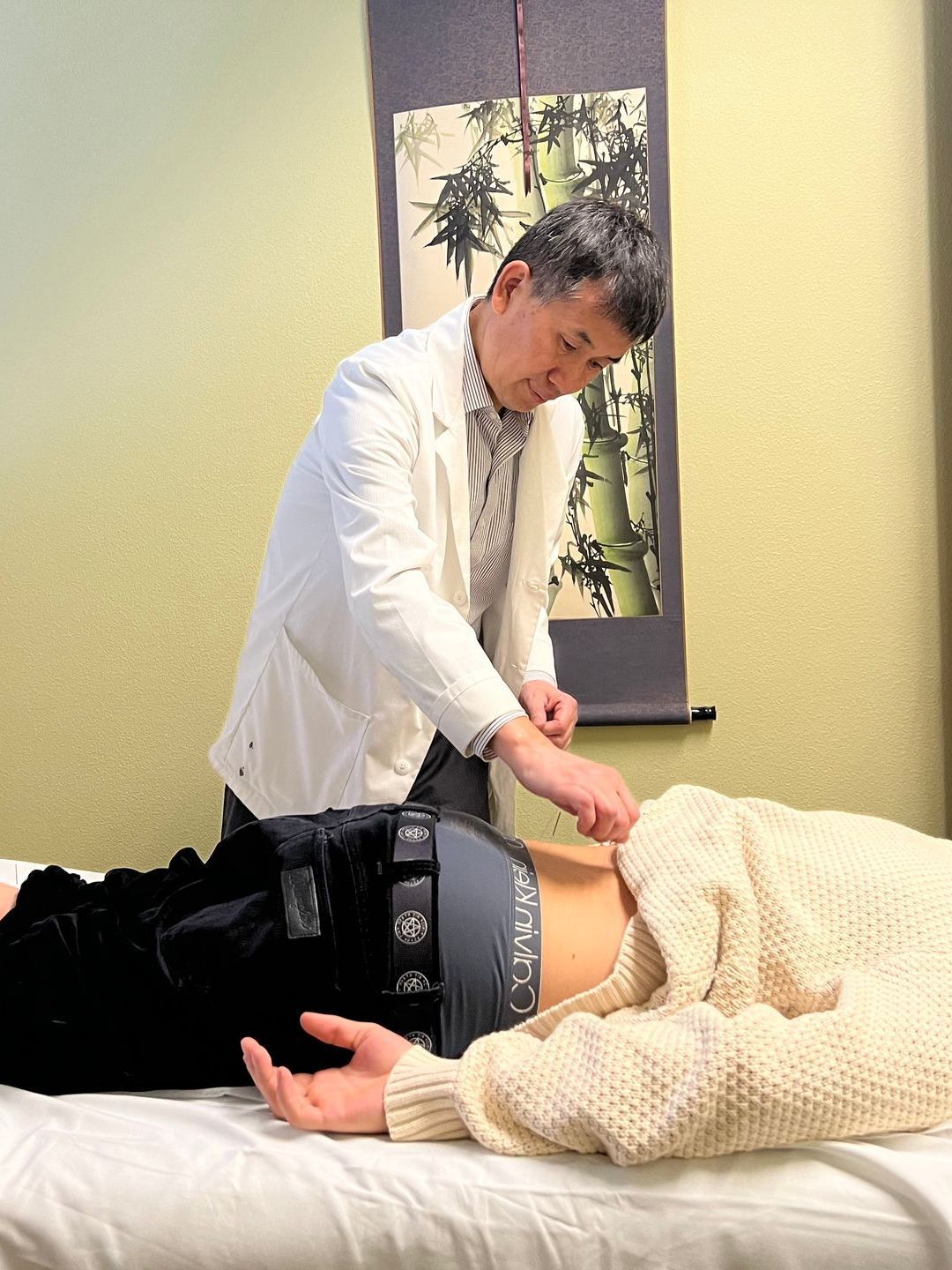 Acupuncture for Back Pain Acupuncture for Back Pain