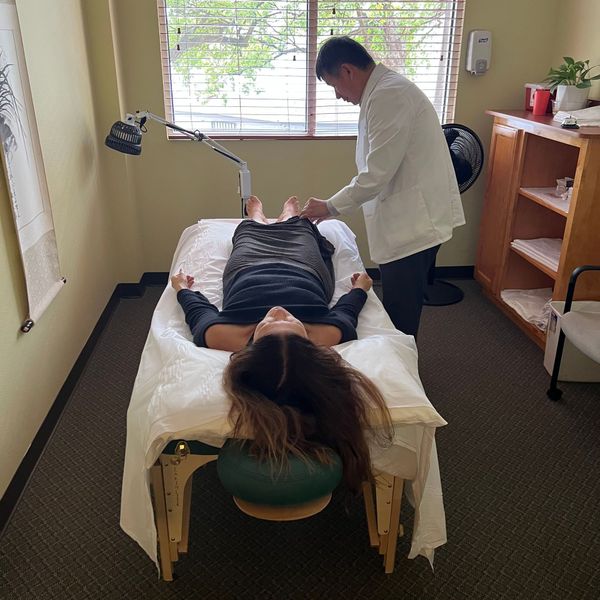Dr.Wang Performing Acupuncture