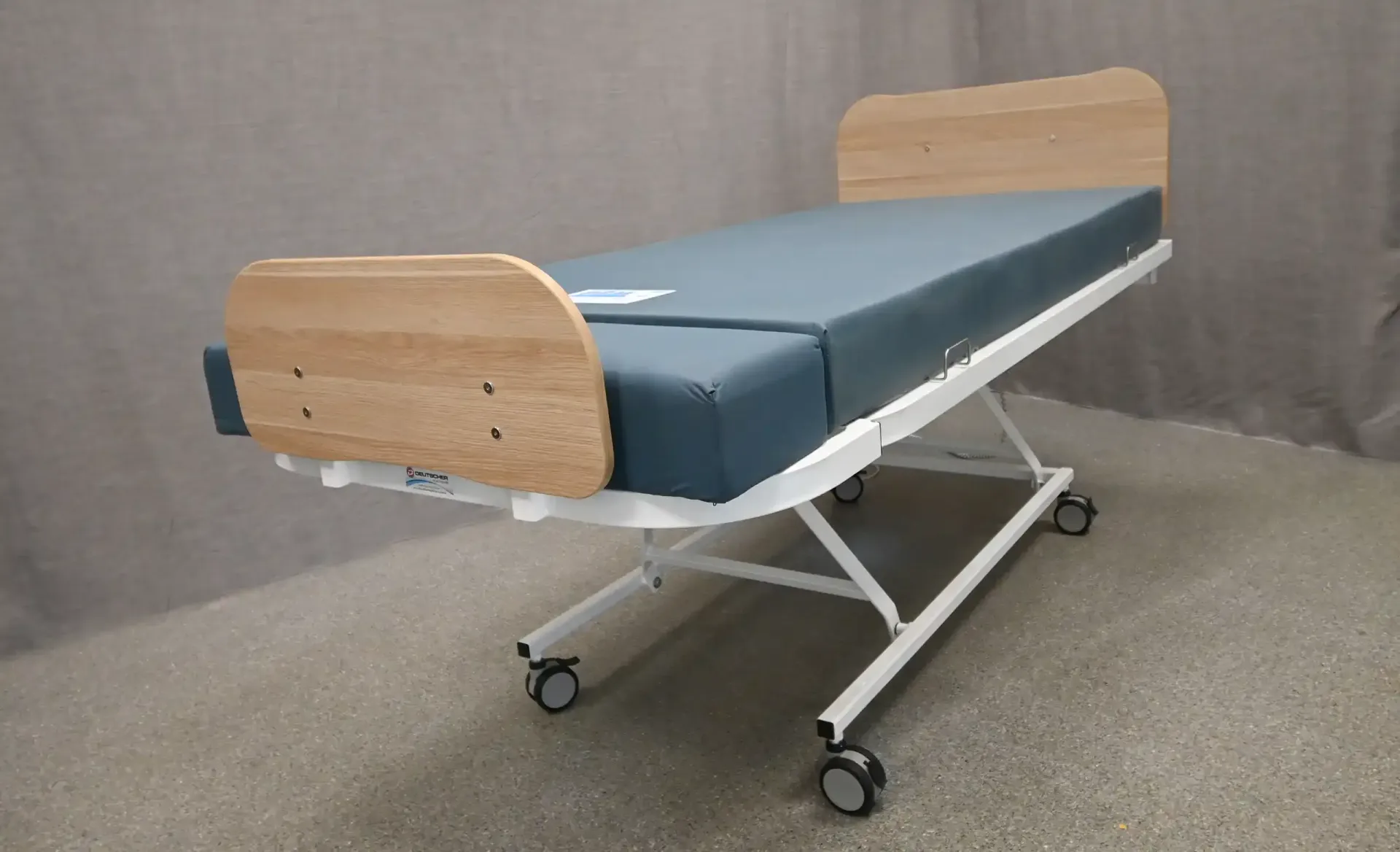 Find out more about the Walmsley Healthcare Bed Walmsley | High-Low Healthcare Bed from Deutscher Healthcare