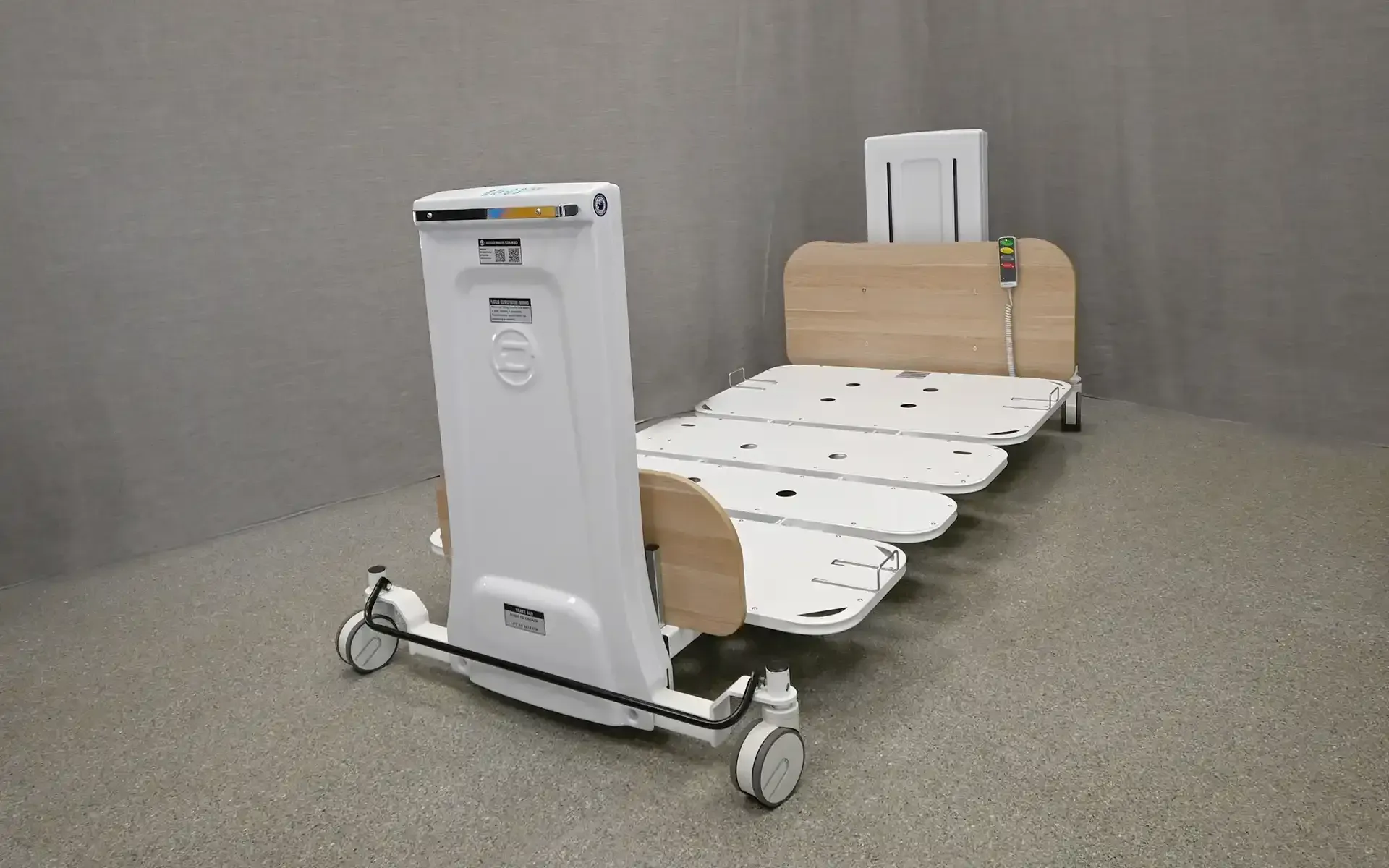 Bariatric Bed from Deutscher Healthcare | Lowered
