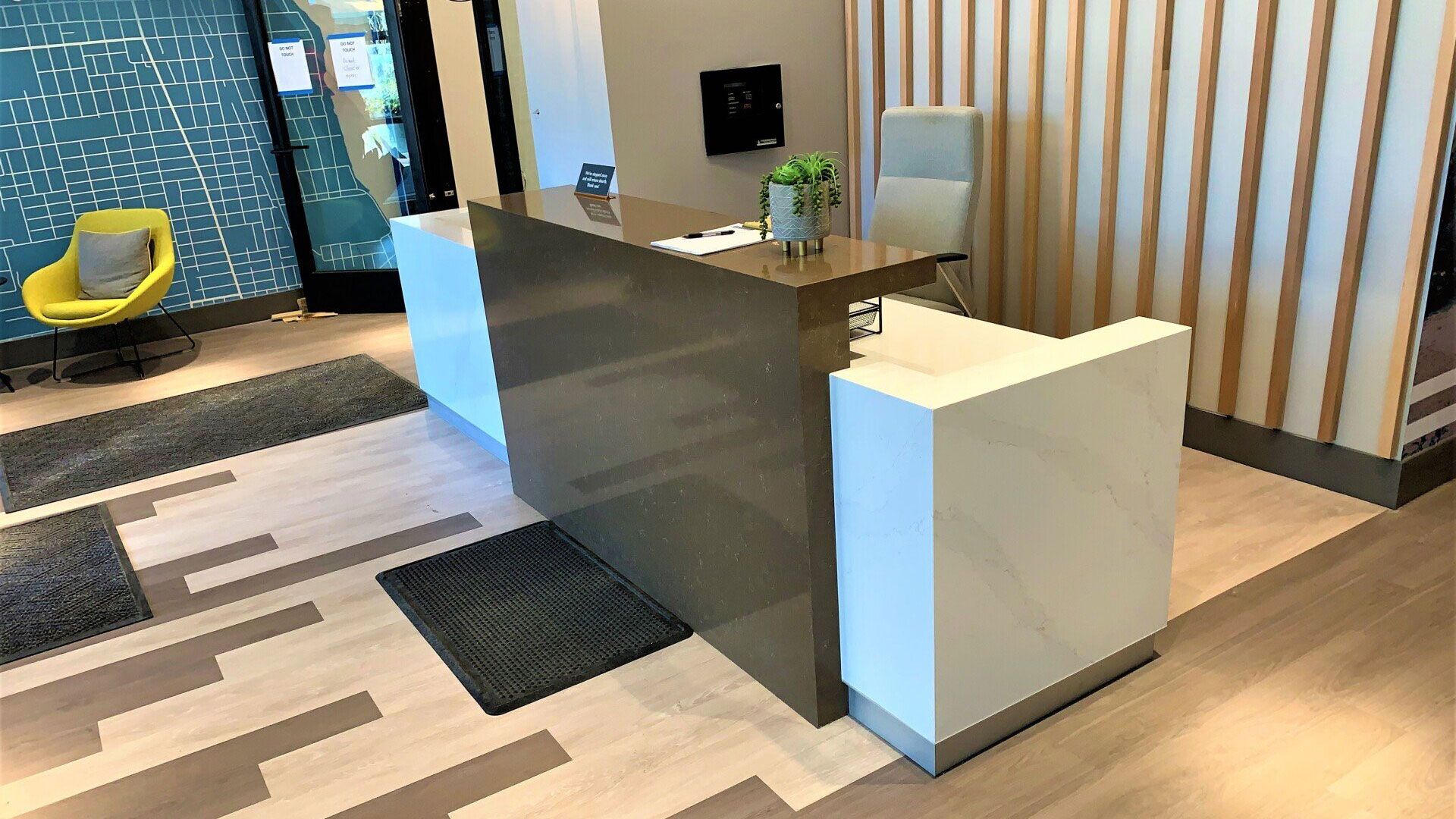 Clinics & Hospital Countertops Chicago, IL B&B Formica