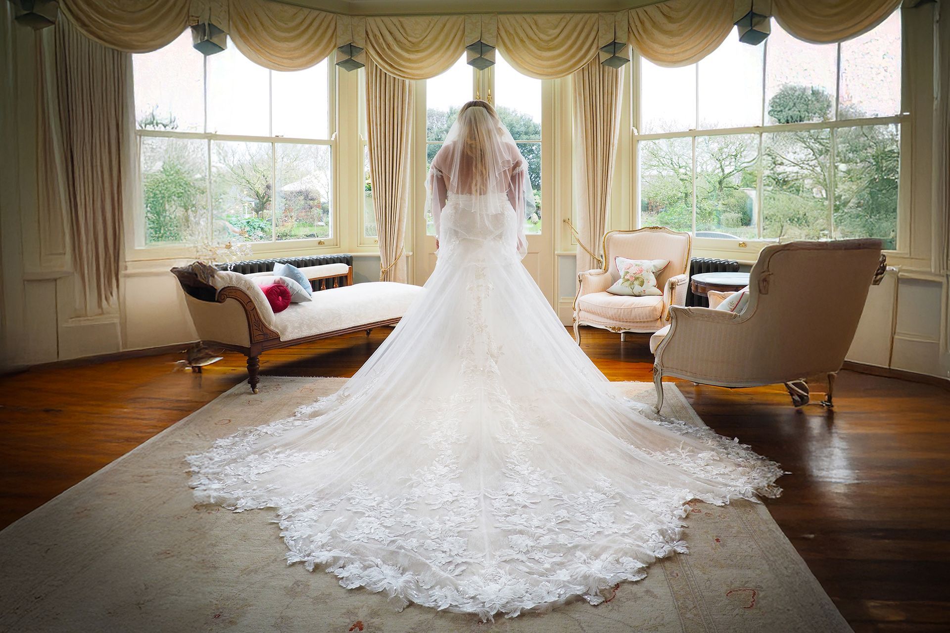 bride at parly manor on her wedding day poole bournemouth