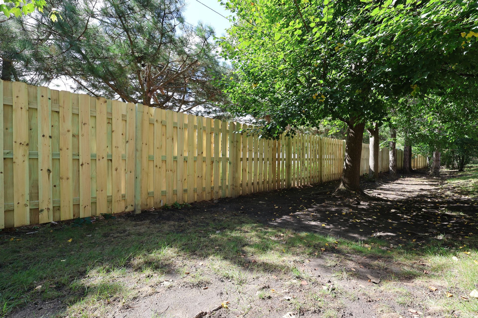 commercial wood fence installation Illinois