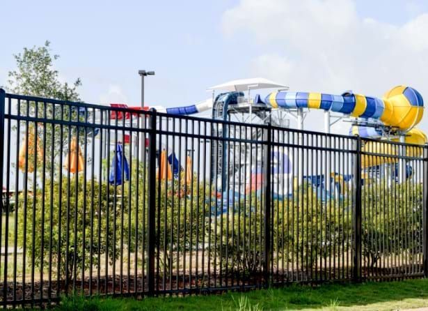 commercial fence installation illinois