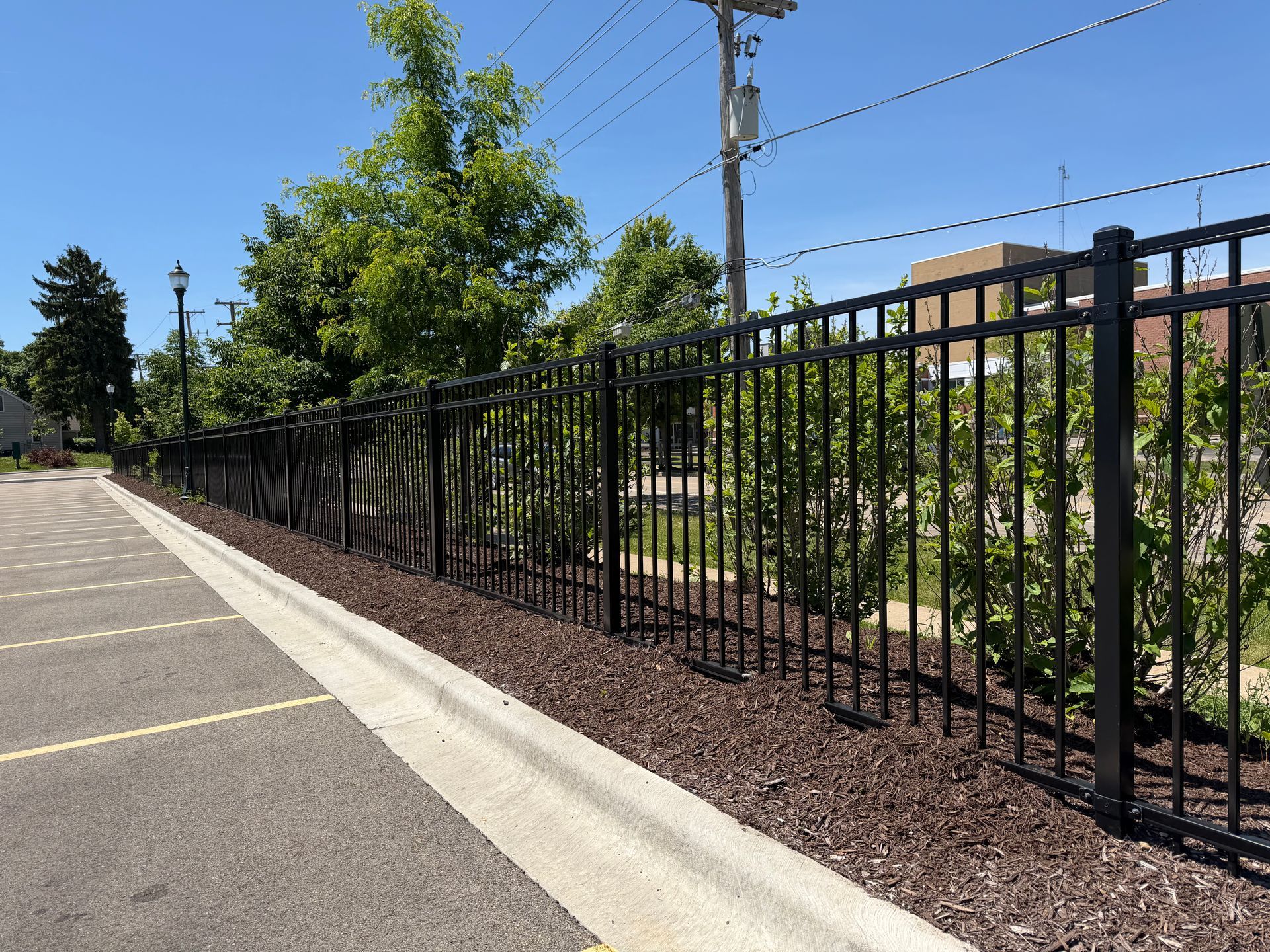 commercial aluminum fence installation Illinois
