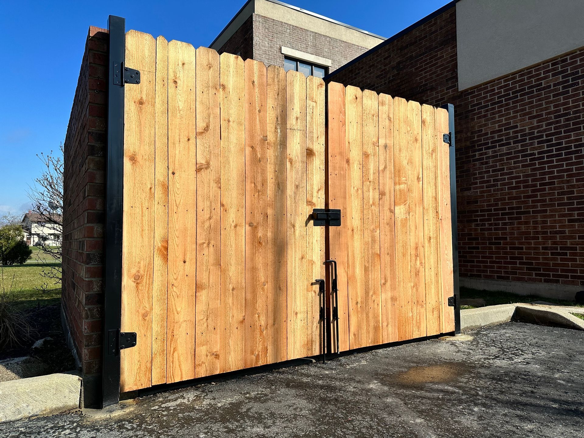 dumpster enclosure contractors illinois