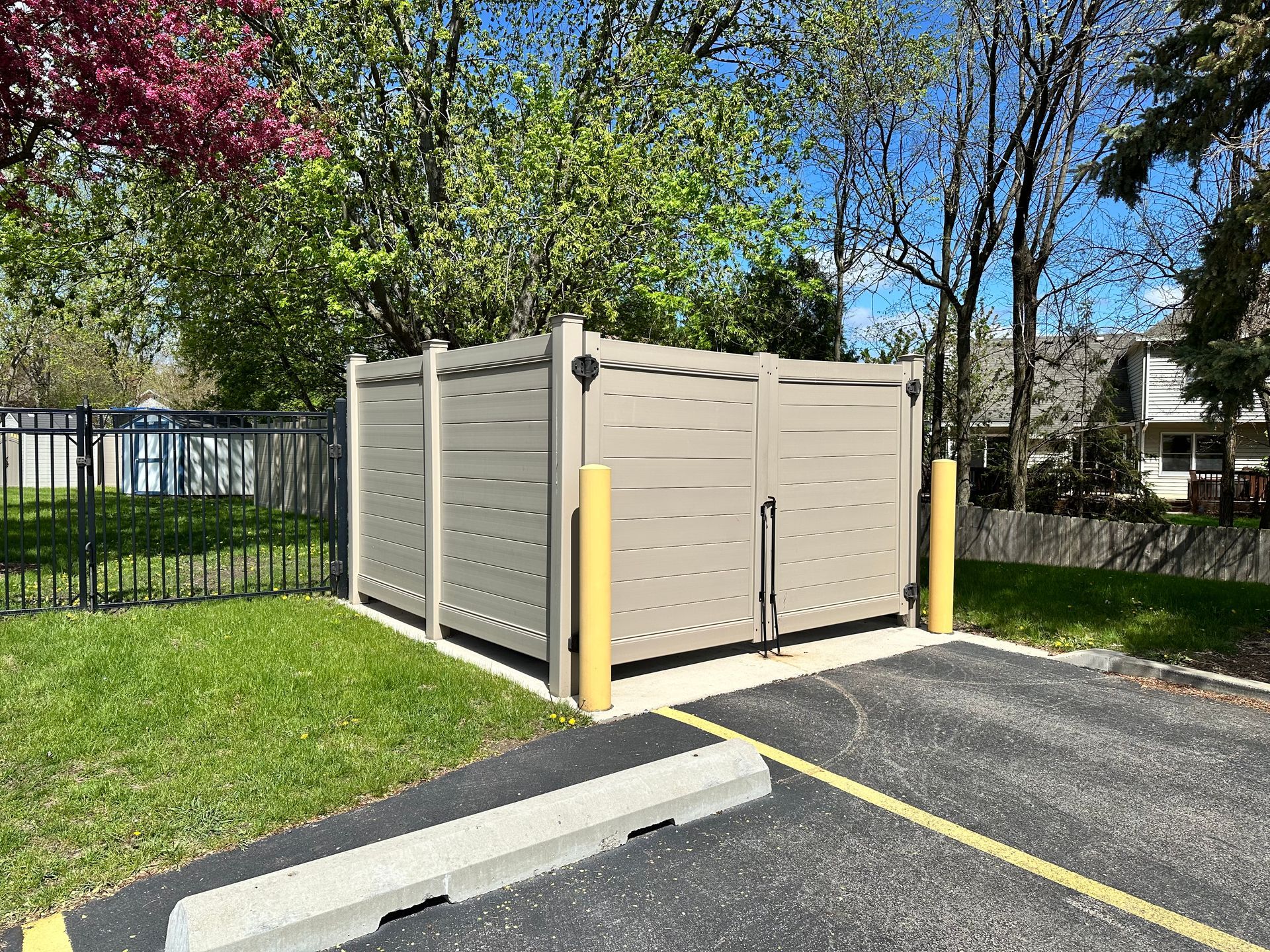 dumpster enclosure installation Illinois