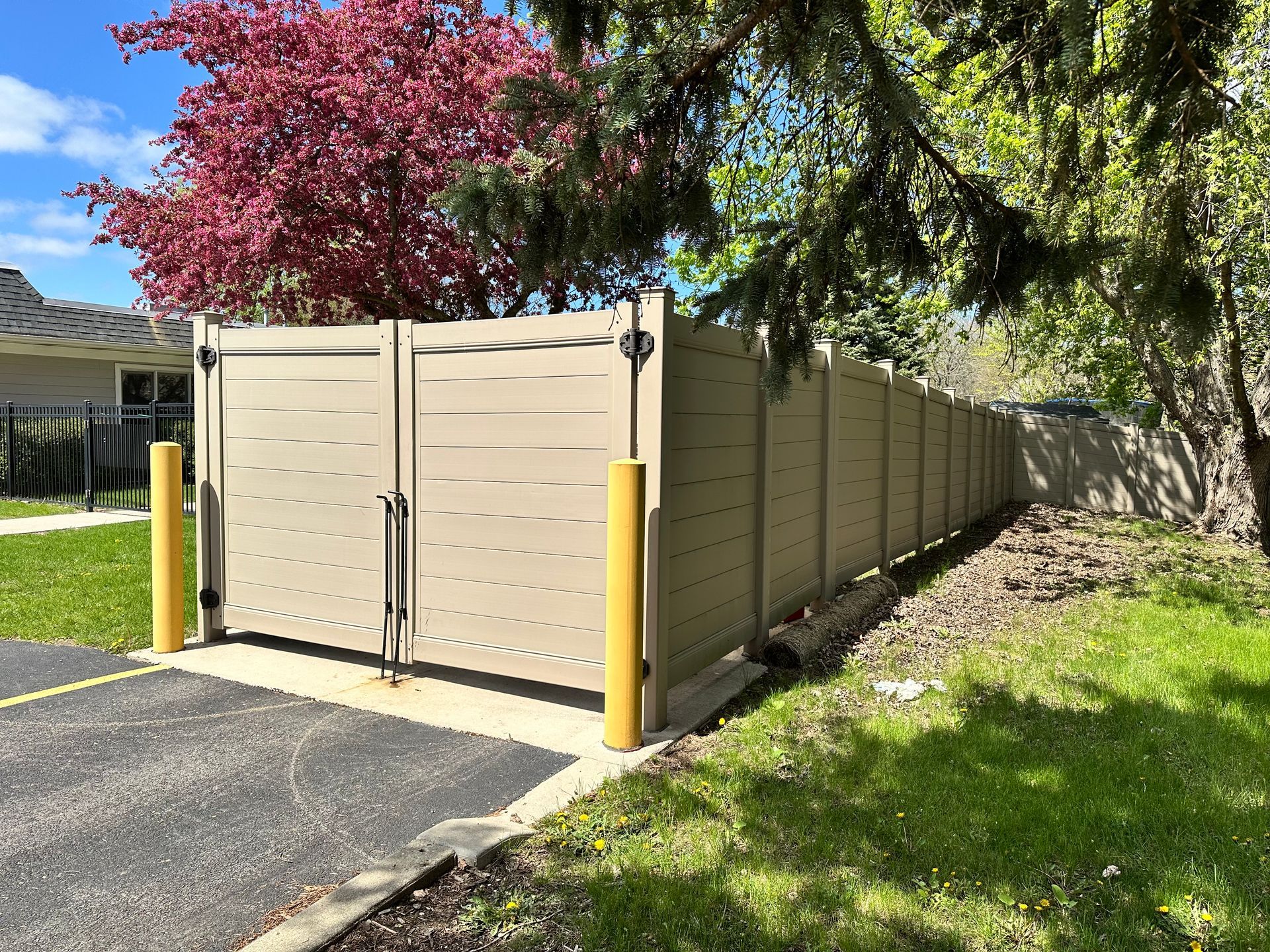 dumpster enclosure installation Illinois