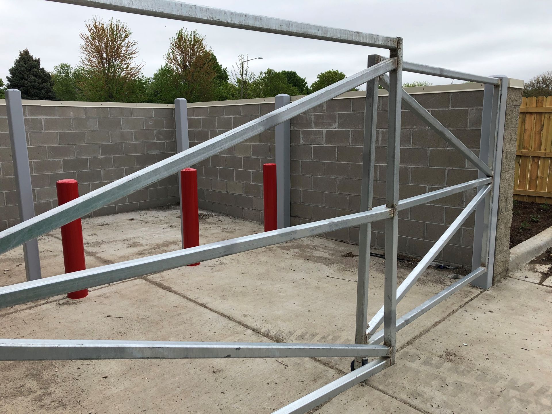 commercial gates illinois chicagoland fence installation