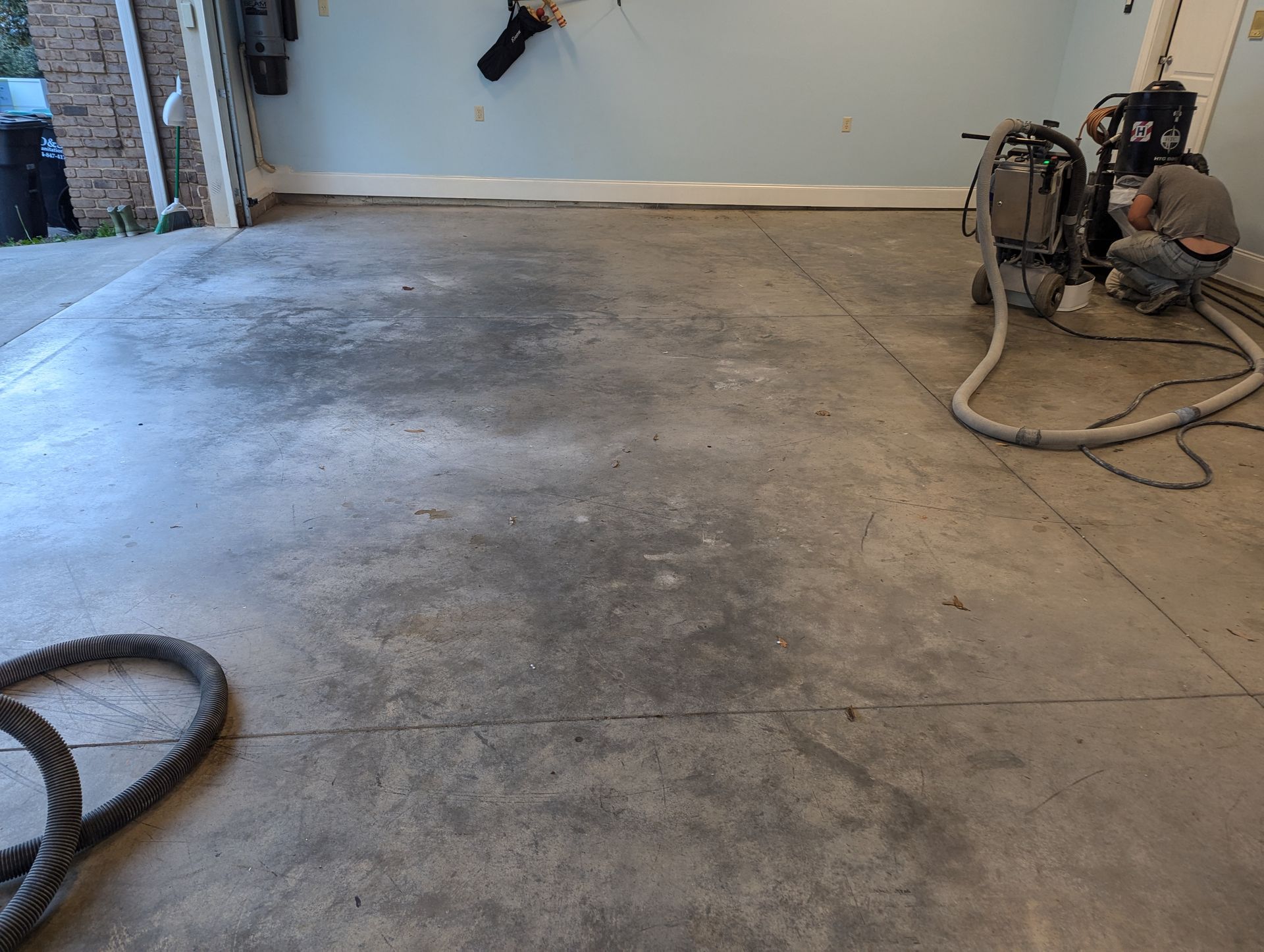 Garage Concrete Floor Staining and Sealing in Anderson, SC