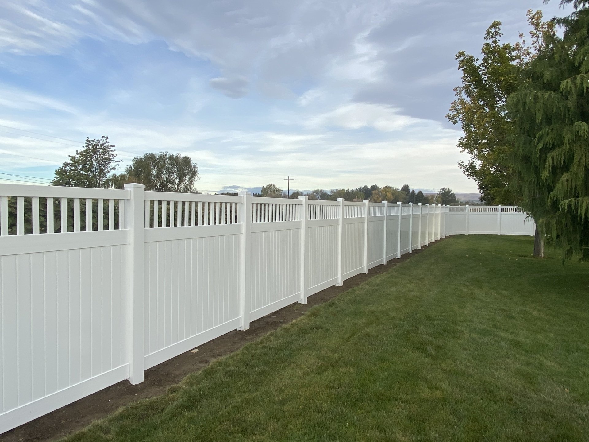 Fence Contractor for Granger, Washington Absolute Fencing LLC