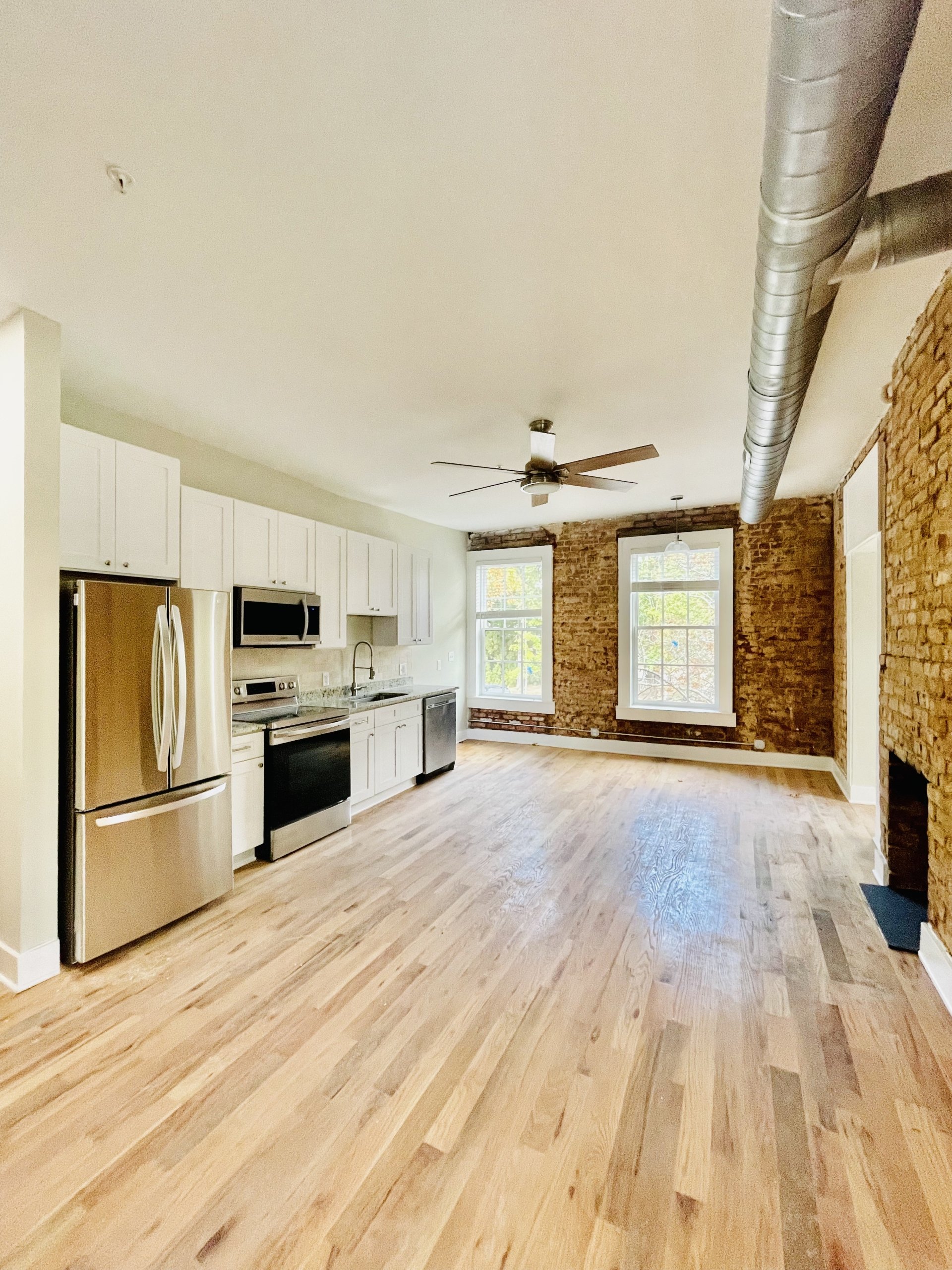 140 East Washington Street Thomas Preston Real Estate, LLC