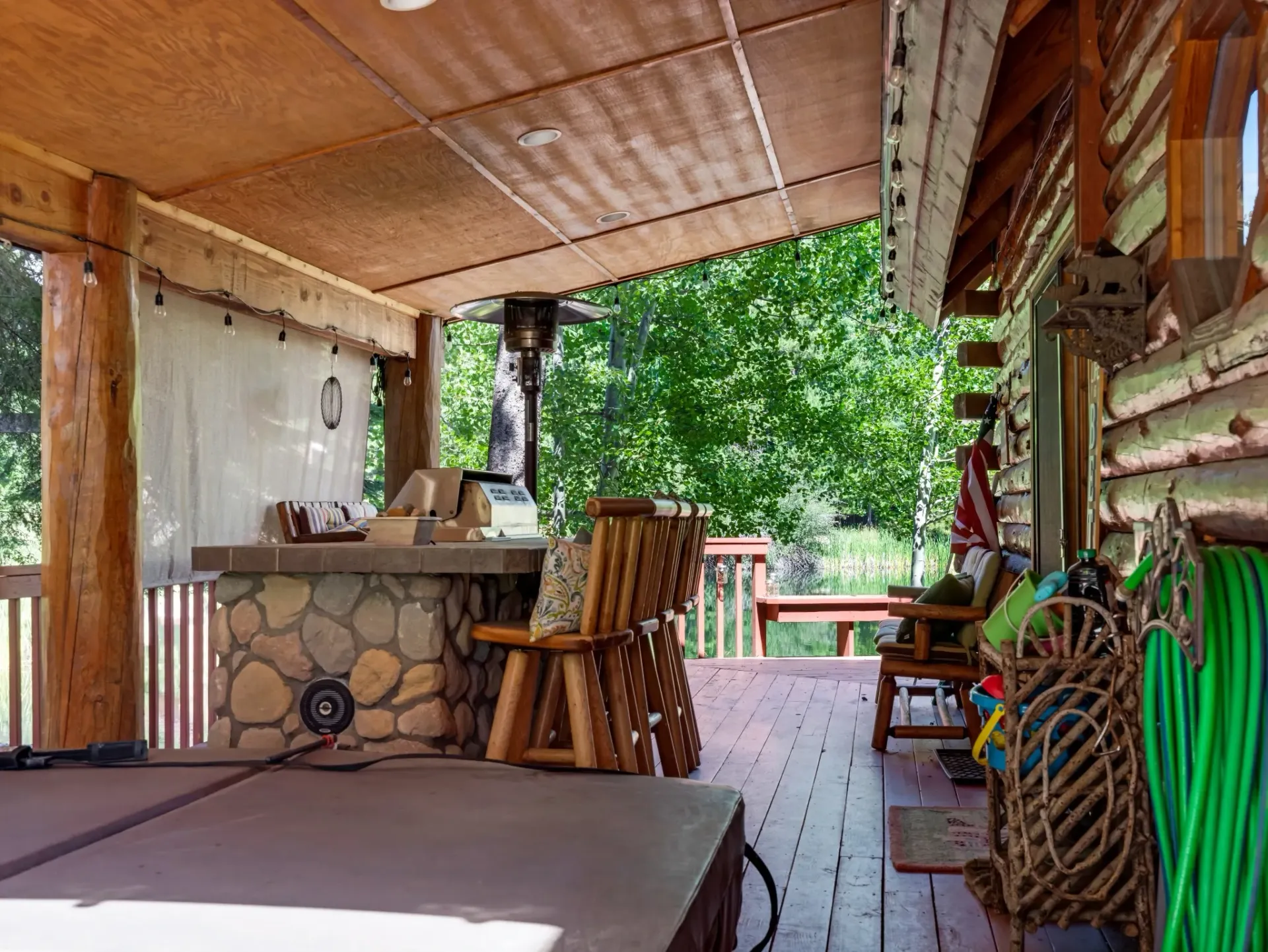 custom deck Idaho