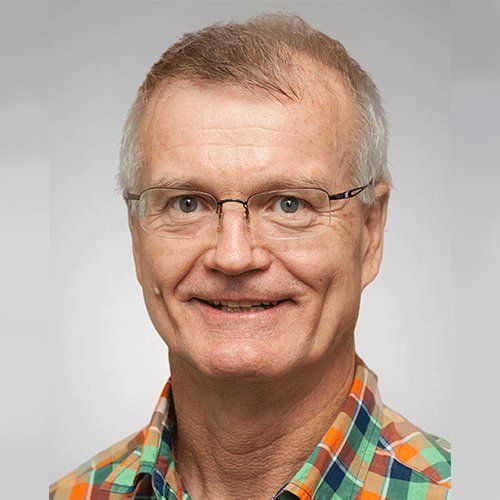 Dr Ross Turner