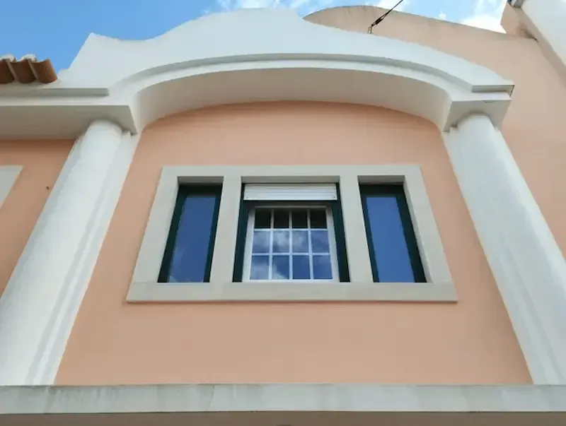 janela curva branca montagem mafra