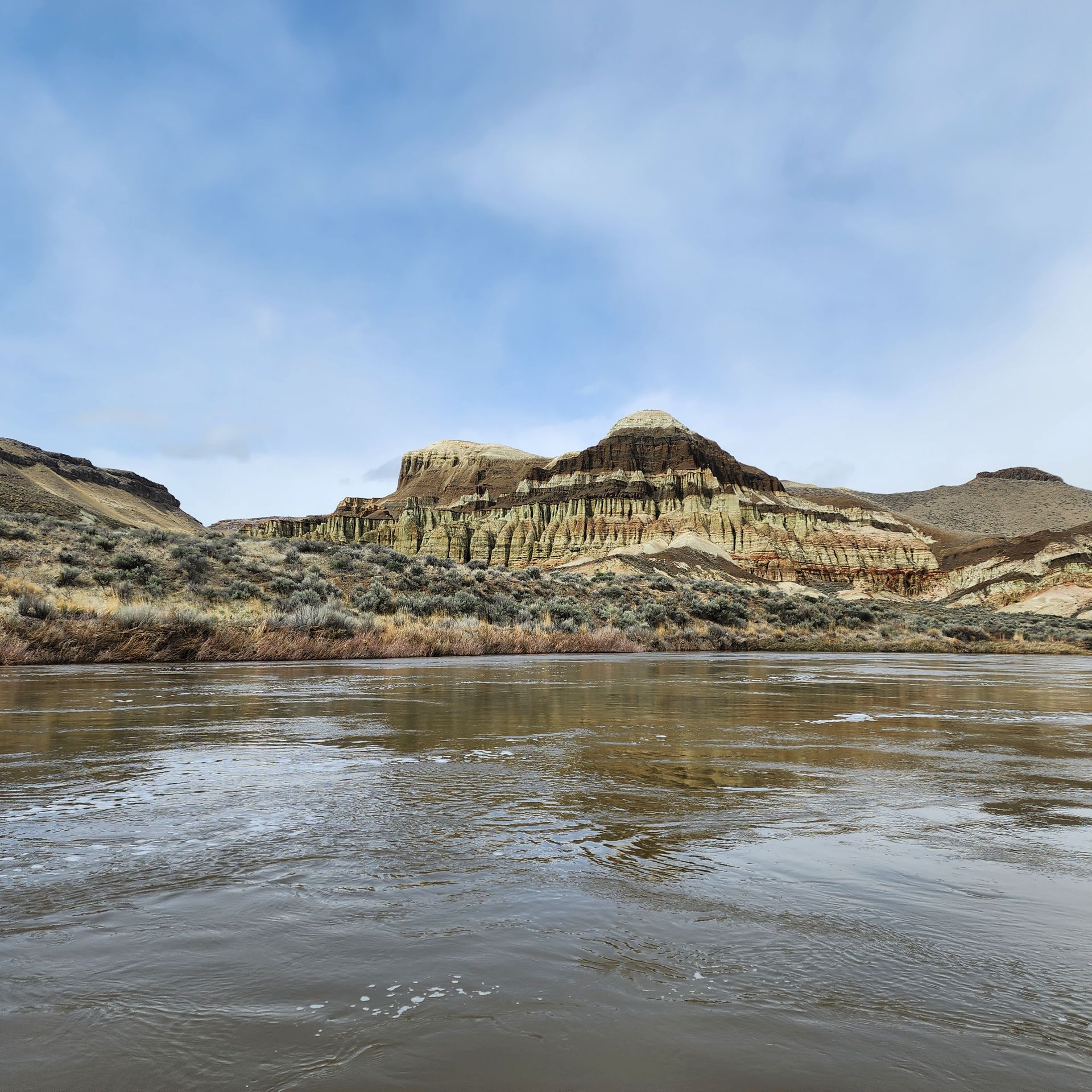 Exploring the gorgeous geological feature of the Owyhee River. 