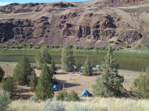 Spacious camping on the John Day Rive.r