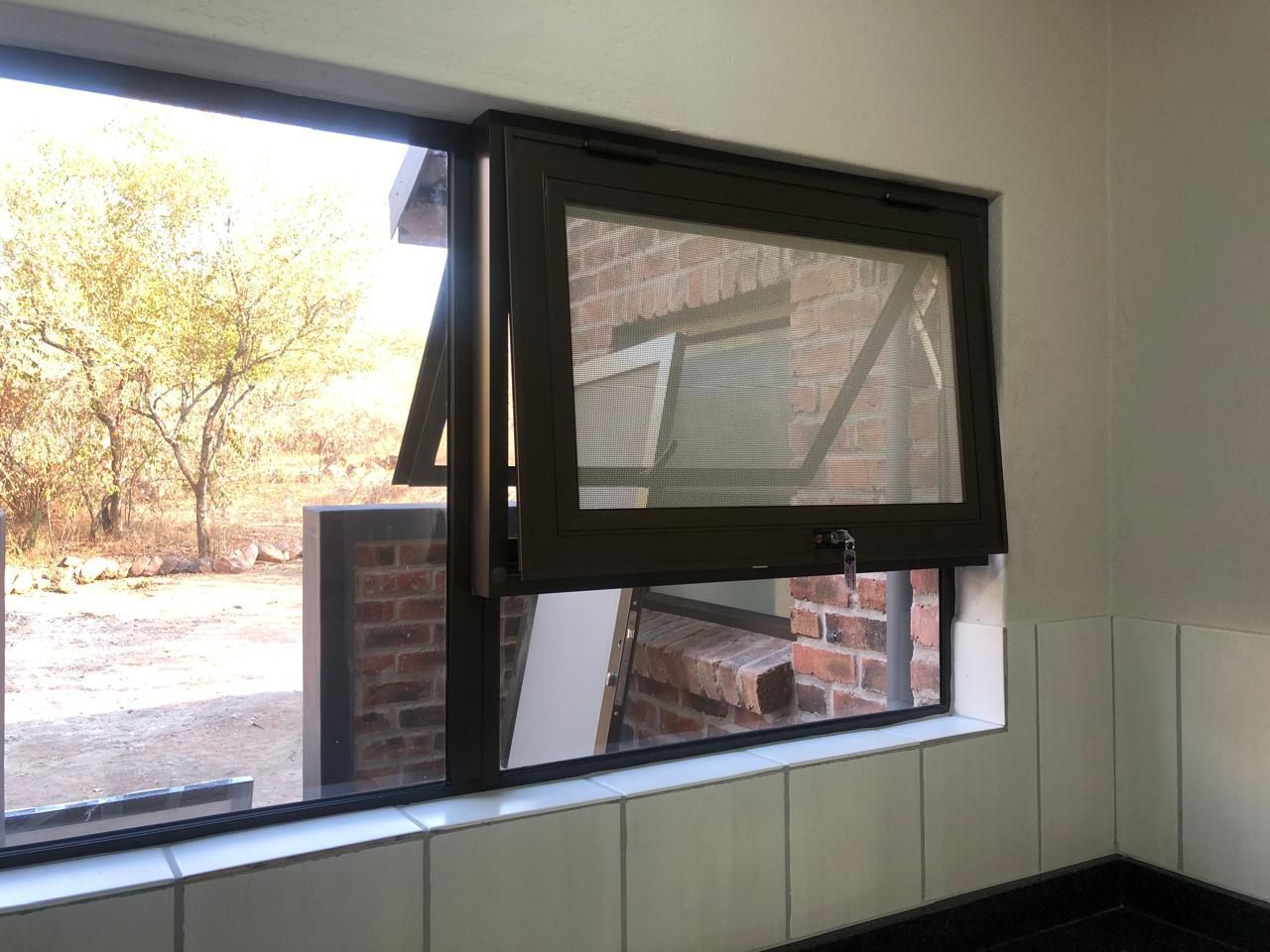 Screen solutions installed by SunShade in Pretoria and Johannesburg.
