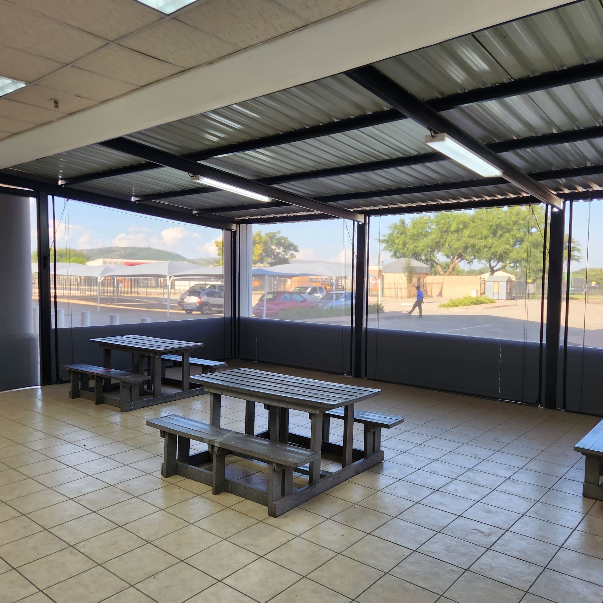 Outdoor Blinds in a restaurant installed by SunShade in Johannesburg, Gauteng.
