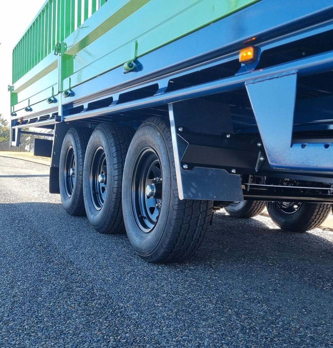 TKV Testimonial Ox TRailers TriAxle Flat Top
