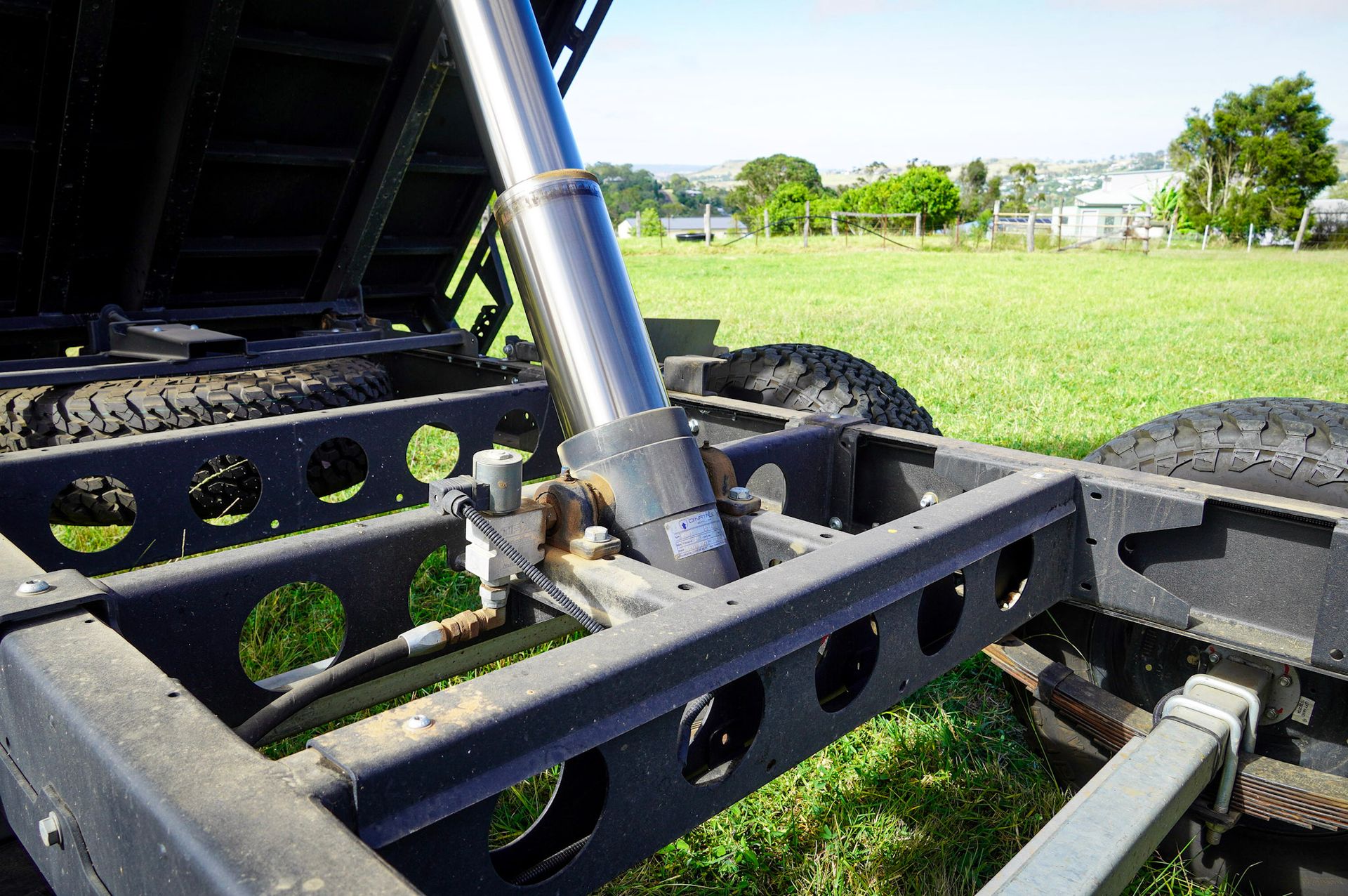Vortec Global. Ox Trailers Rear Tipper Trailer Review