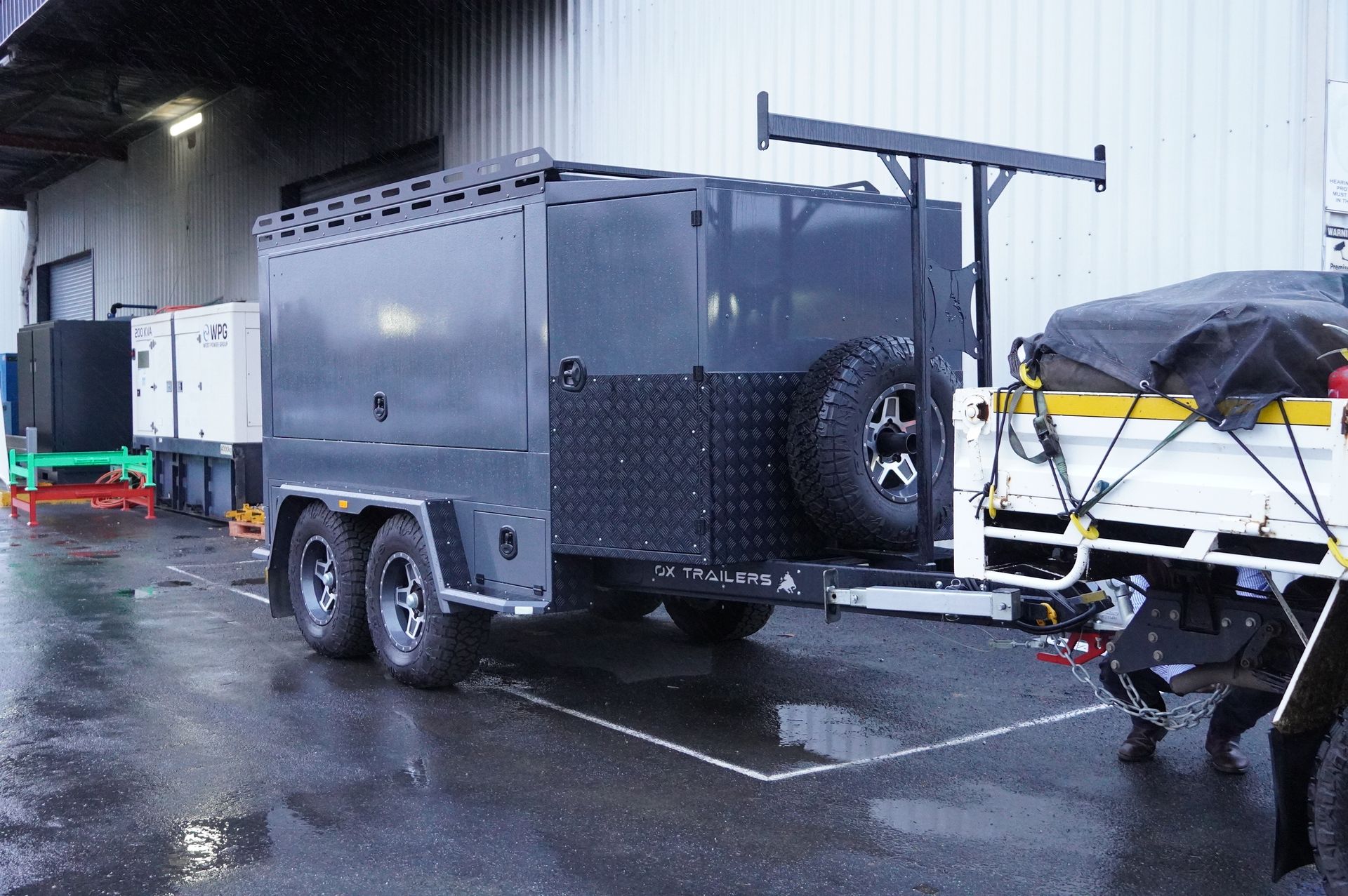 Tom Watsons service trailer outside the Ox HQ.