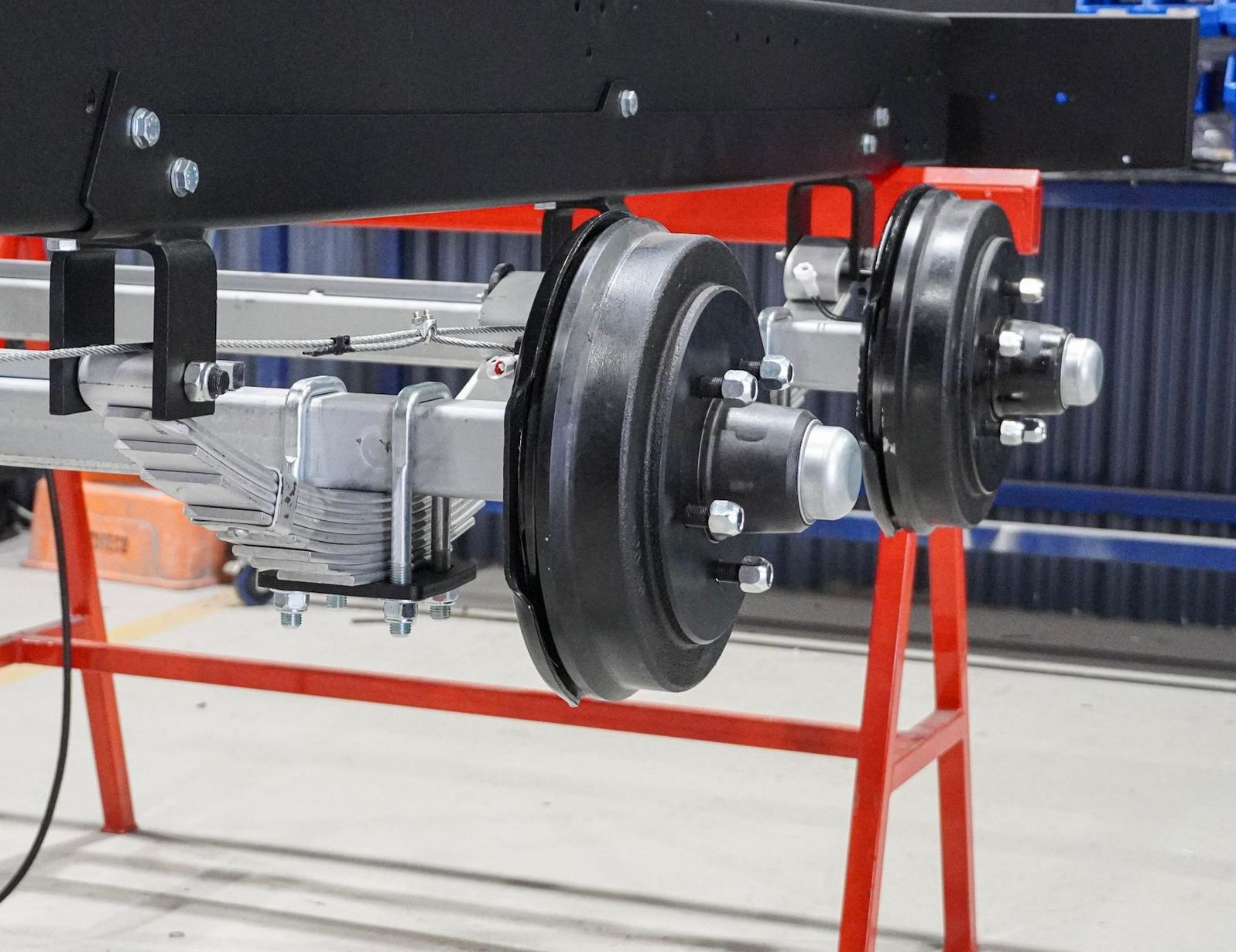 The 10-inch drum brake of an ox trailers