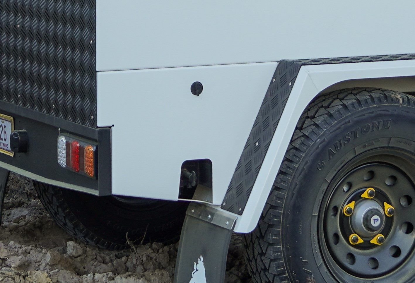 Tapered Underbody Water Tank of ox trailers service trailer for washing hands and tools on mine sites