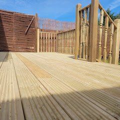 Zest Decking Warwick - decking fitters