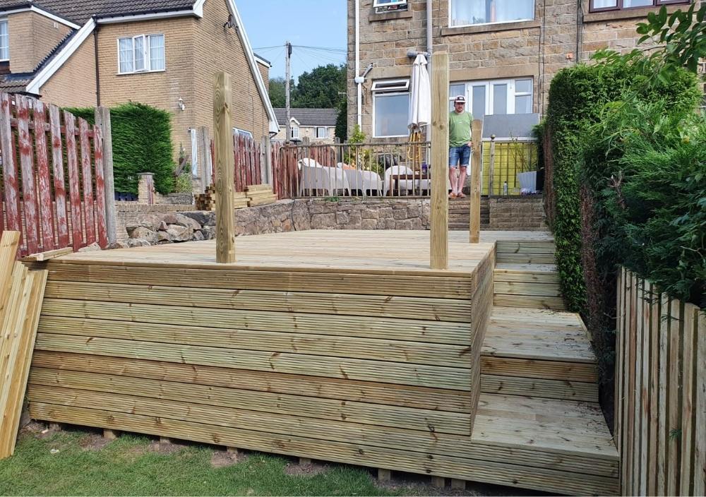 Zest Decking Lincoln - raised decking design