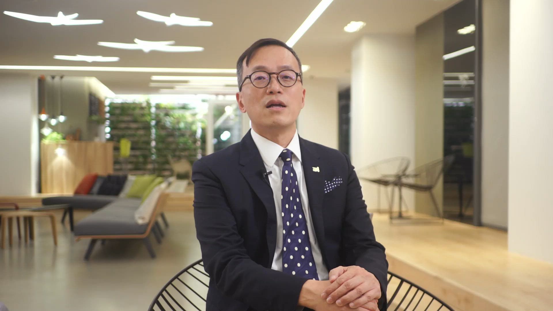 Mr Sunny Chen