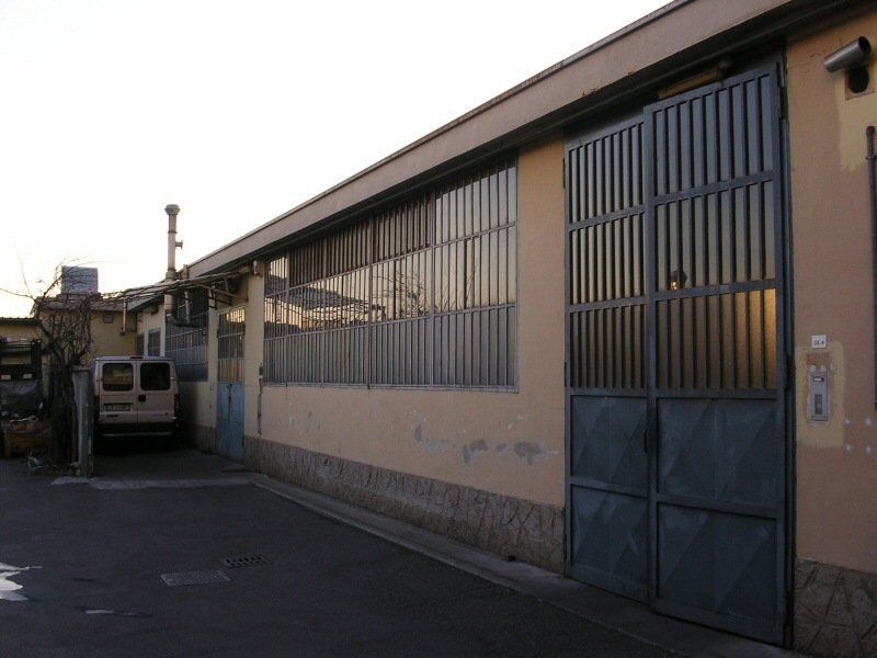 coachbuilder during work on a range rover
