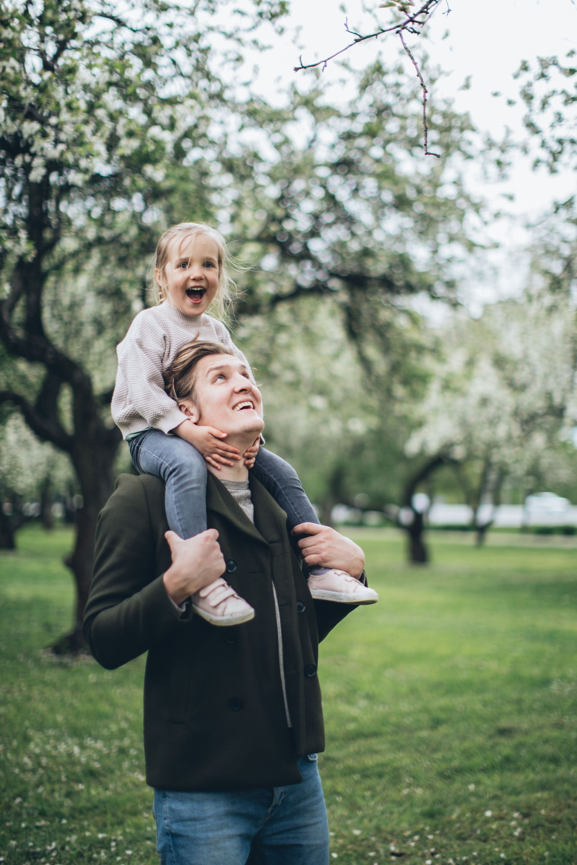 A joyful child outdoors, representing the healthy parent-child relationships Louisiana custody law protects