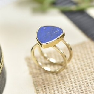 לפיס לזולי (Lapis Lazuli) – אבן הלידה של חודש דצמבר