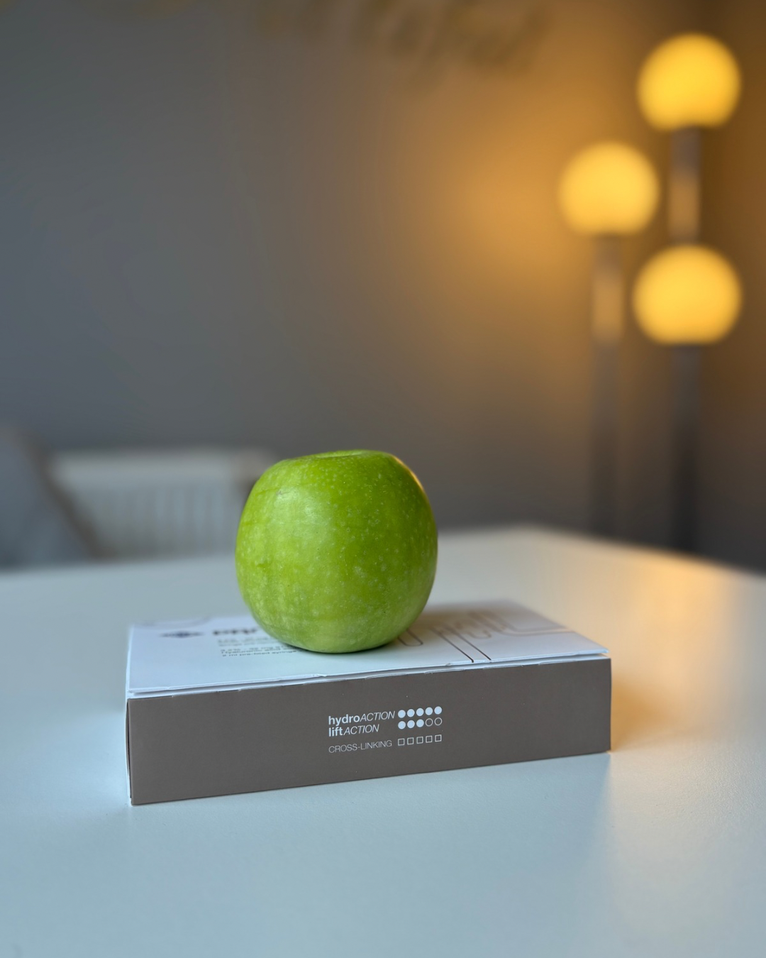 Frische und straffe Haut durch Profhilo und LED-Lichttherapie