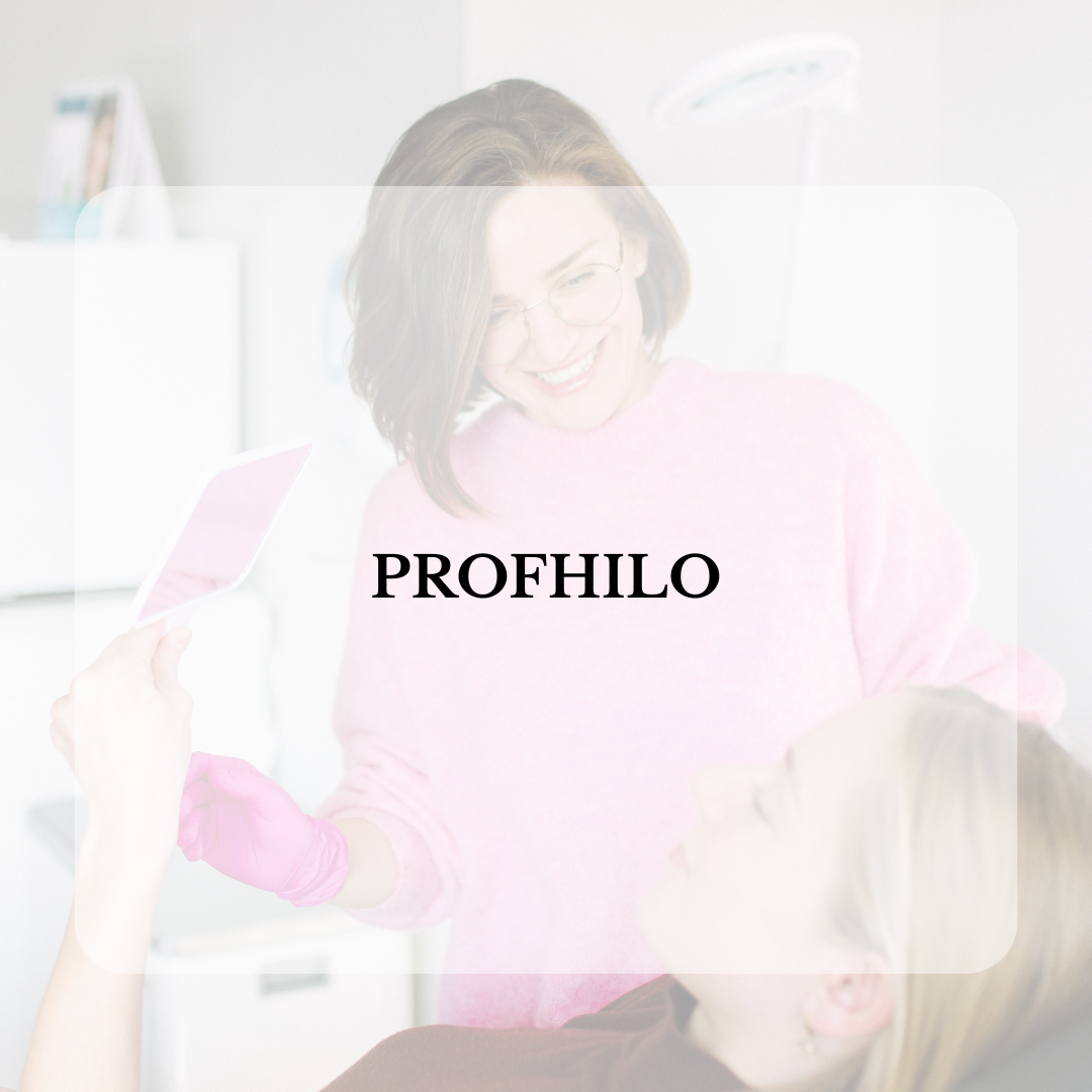 Eine Frau bekommt eine Botox-Injektion ins Gesicht.