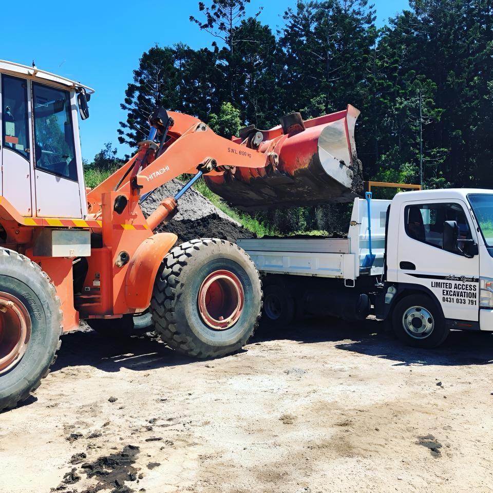 A White Truck With a License Plate That Says 'United States' on It — Limited Access Excavation In Ballina, NSW