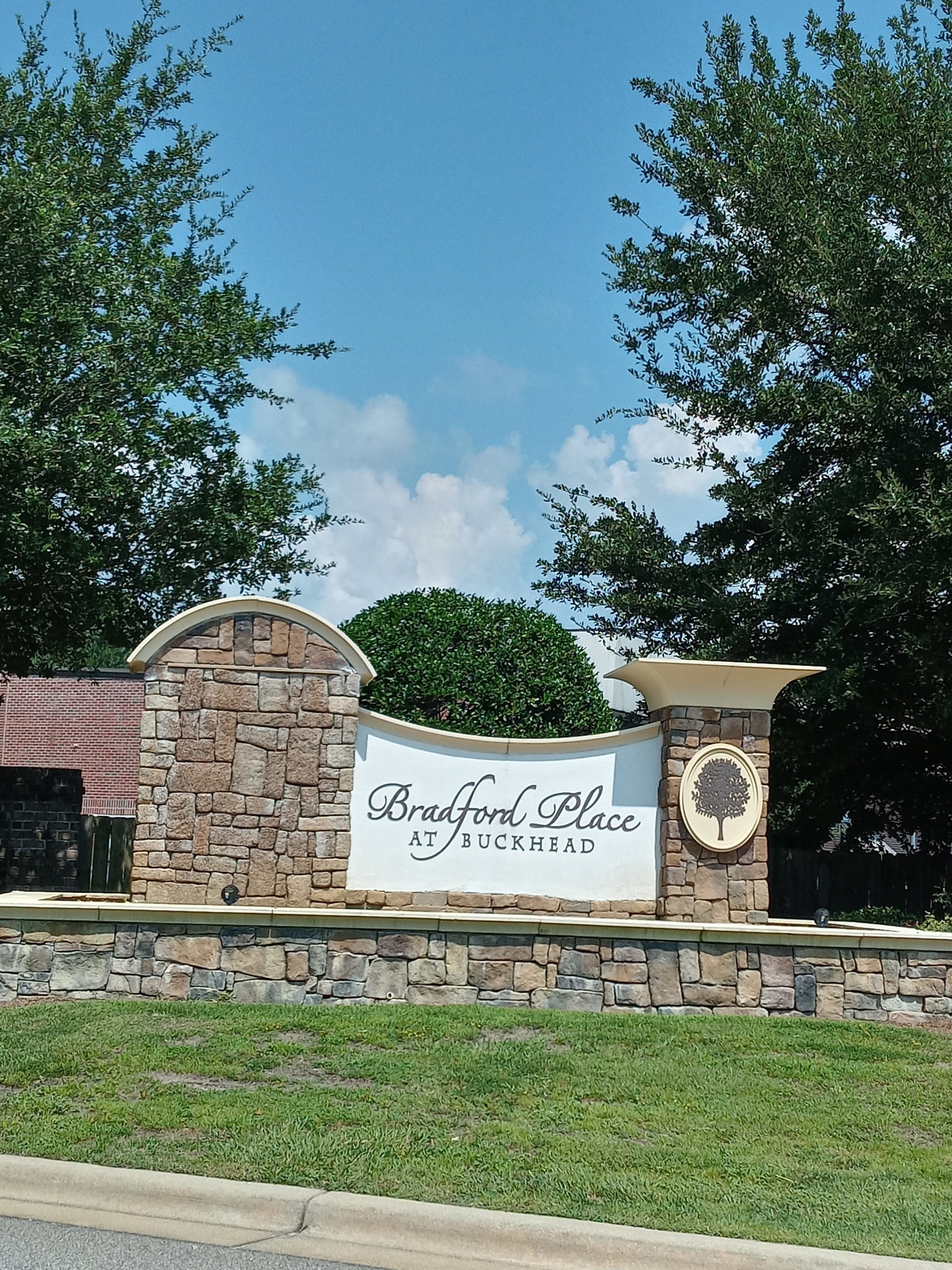 Boxwell Real Estate Bradford PlaceHOA Information