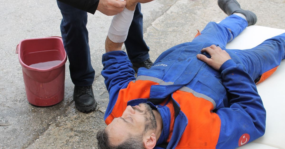 Workplace first aid risk assessment and emergency planning
